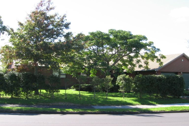 Photo of property in 38 Spinnaker Drive, Te Atatu Peninsula, Auckland, 0610