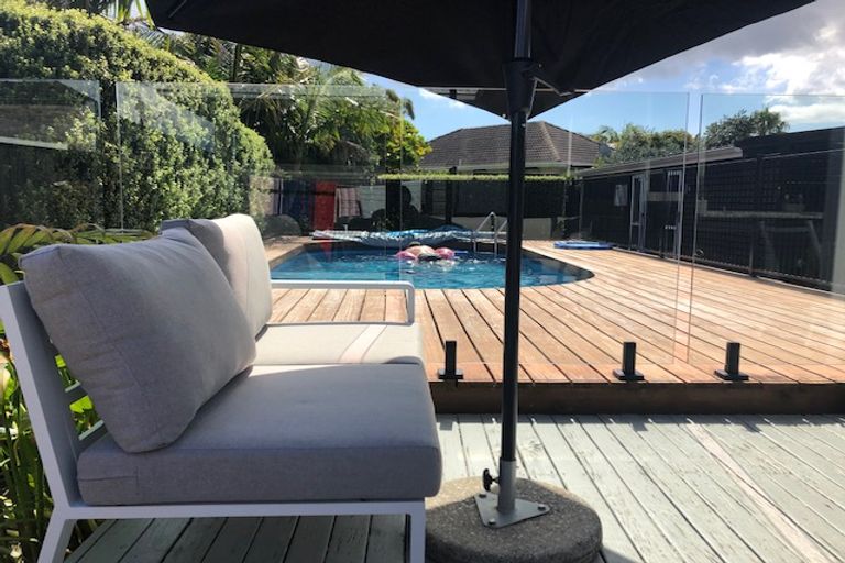 Photo of property in 712 Te Atatu Road, Te Atatu Peninsula, Auckland, 0610