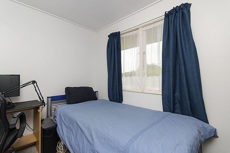 Photo of property in 11 Rata Street, Waiuku, 2123