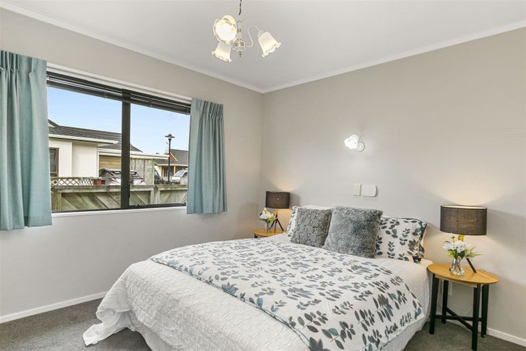 Photo of property in 4 Macalister Place, Miramar, Wellington, 6022