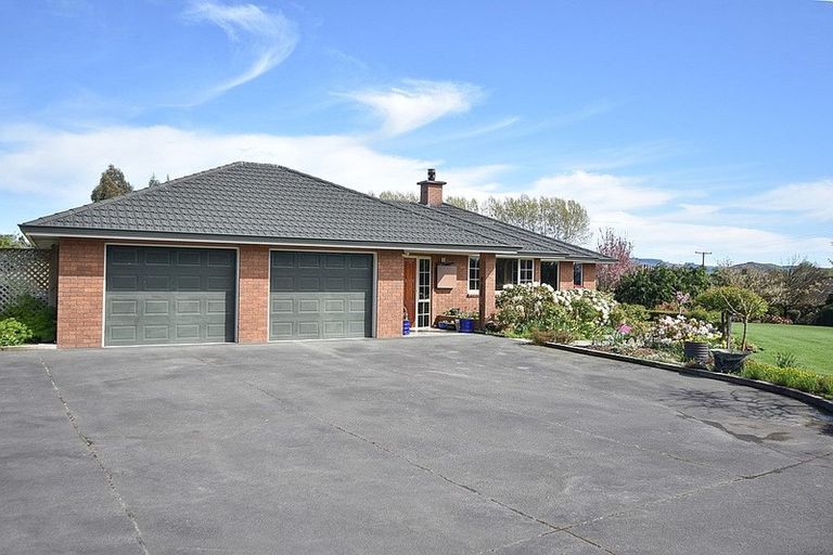 Photo of property in 44 Moneymore Road, Milton, 9292