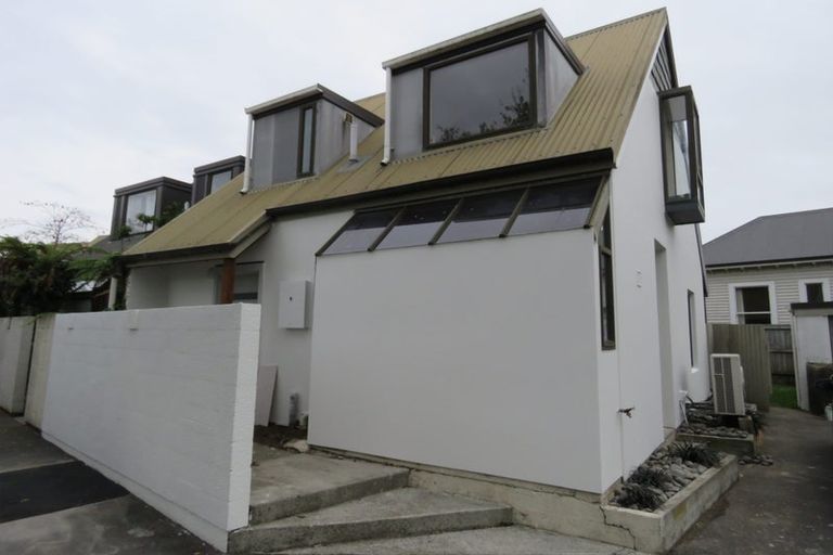 Photo of property in 2/125 Champion Street, Edgeware, Christchurch, 8013