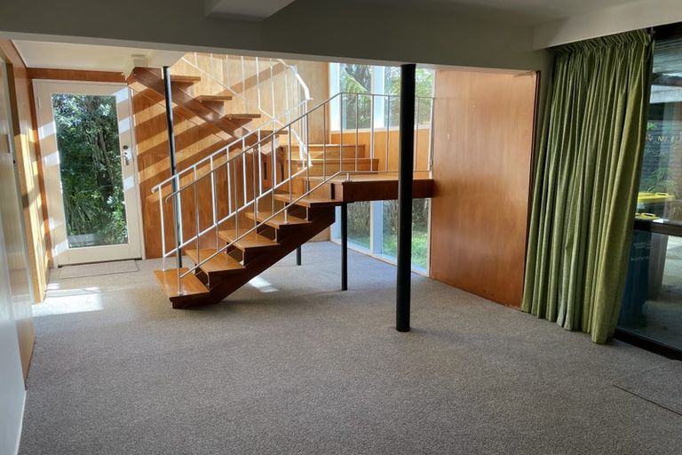 Photo of property in 25 Kopiko Road, Titirangi, Auckland, 0604