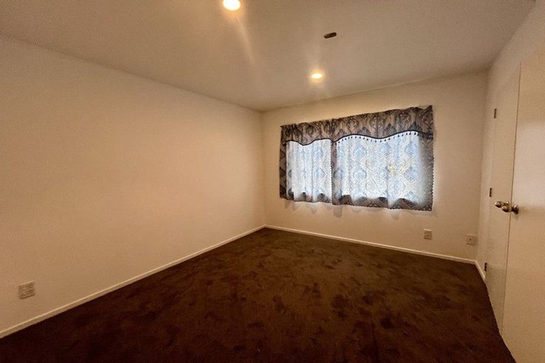 Photo of property in 1/331 Massey Road, Mangere East, Auckland, 2024