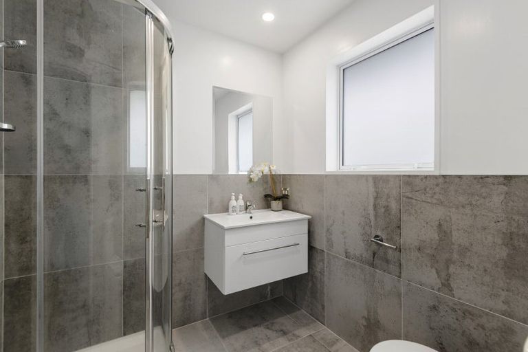 Photo of property in 229a Geraldine Street, Edgeware, Christchurch, 8013