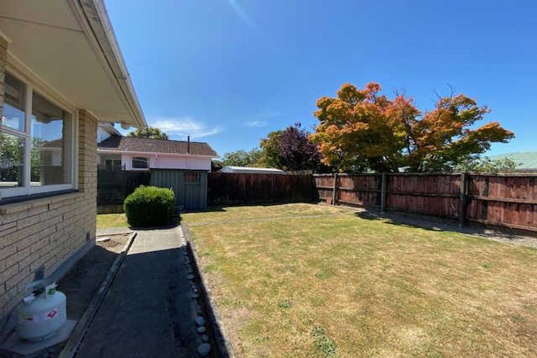 Photo of property in 318 Avonhead Road, Avonhead, Christchurch, 8042