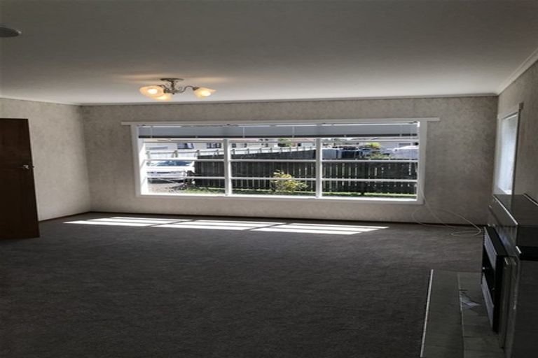 Photo of property in 16 Hooks Road, Manurewa, Auckland, 2102