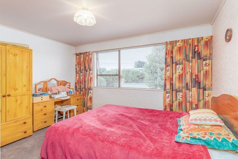 Photo of property in 13 Chamberlain Road, Masterton, 5810