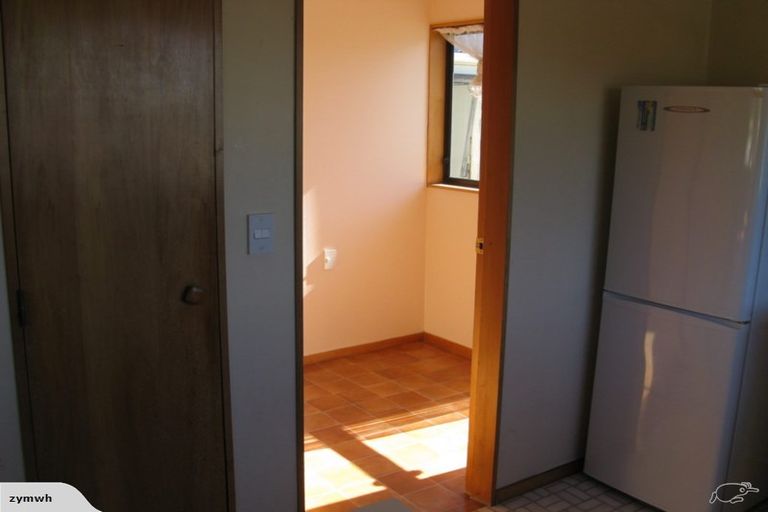 Photo of property in 15f3 Hindmarsh Street, Johnsonville, Wellington, 6037