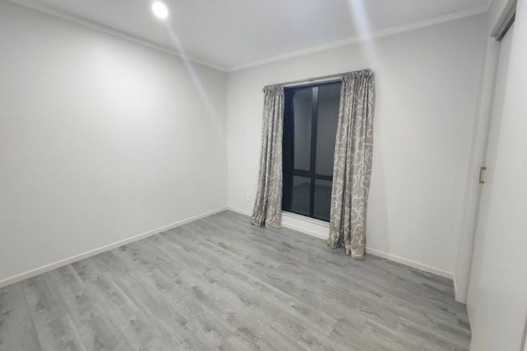 Photo of property in 31 Colombo Road, Waiuku, 2123