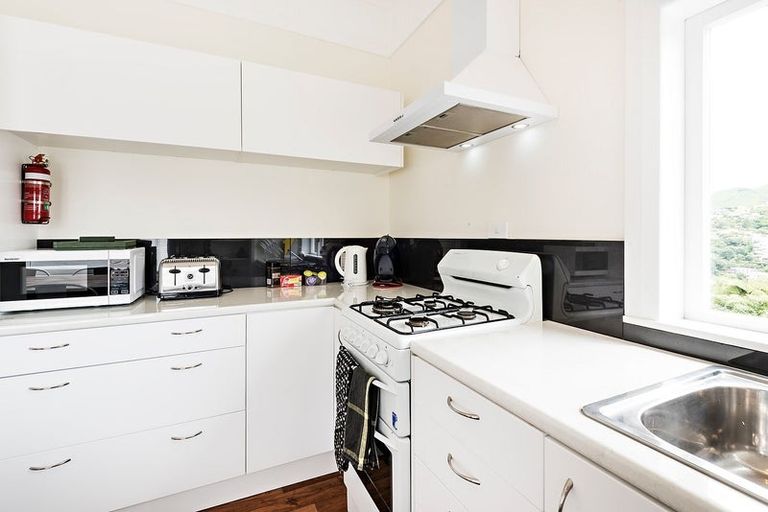 Photo of property in 90 Washington Avenue, Brooklyn, Wellington, 6021