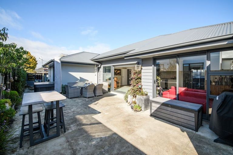 Photo of property in 9b North Street, Palmerston North, 4410