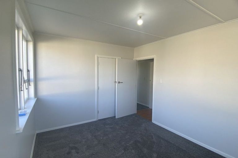 Photo of property in 419-421 Kotuku Street, Camberley, Hastings, 4120