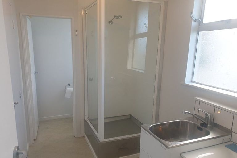 Photo of property in 127u4 Queens Drive, Lyall Bay, Wellington, 6022