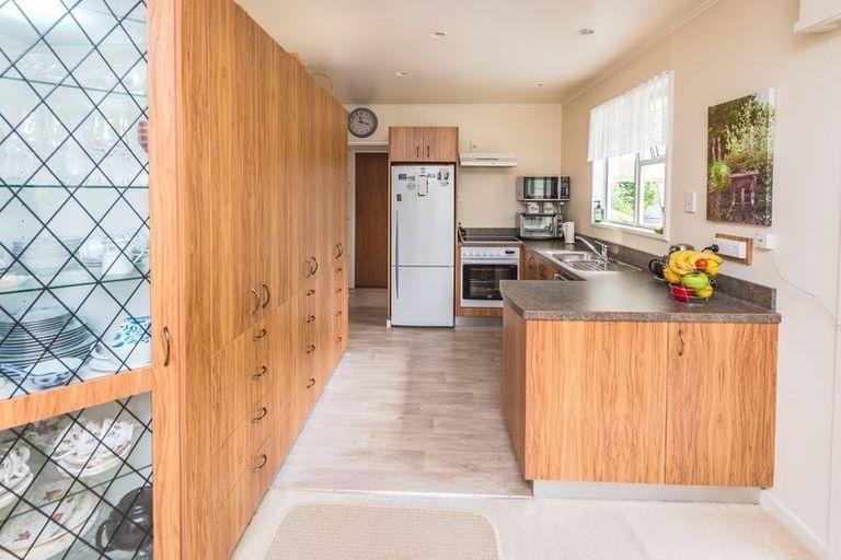 Photo of property in 15 Oaklea Avenue, Marton, 4710