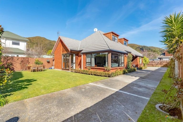 Photo of property in 2/28 Rossiter Avenue, Waterloo, Lower Hutt, 5011