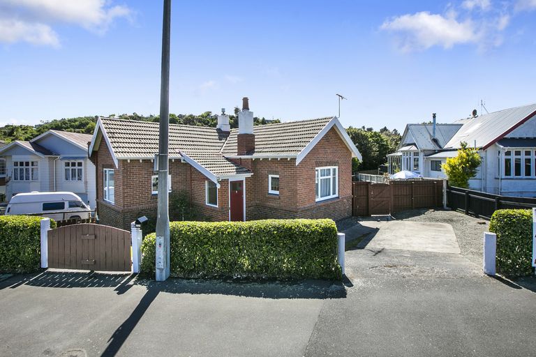 Photo of property in 135 Musselburgh Rise, Musselburgh, Dunedin, 9013