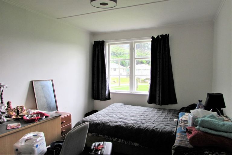 Photo of property in 70 Judd Crescent, Naenae, Lower Hutt, 5011