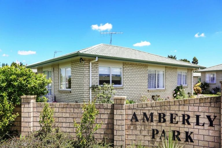 Photo of property in 8unit Village Place, Tuakau, 2121