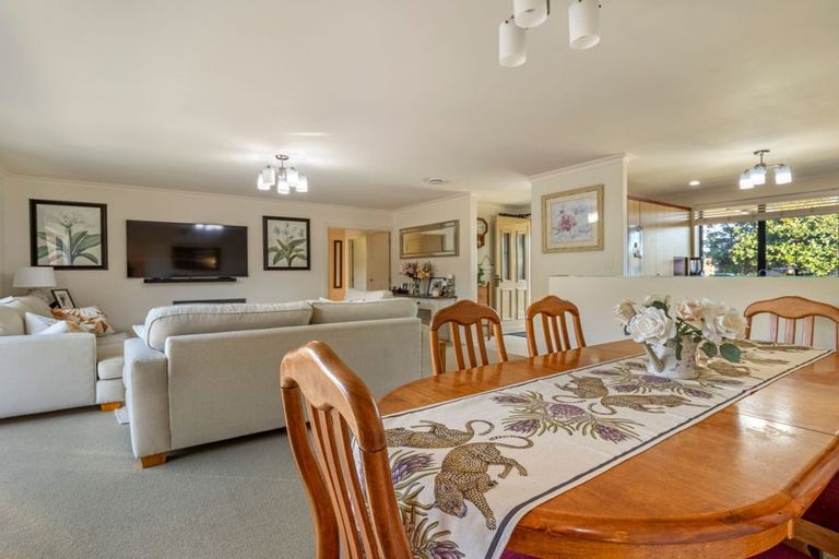 Photo of property in 6 Golden Courie Close, Papamoa Beach, Papamoa, 3118