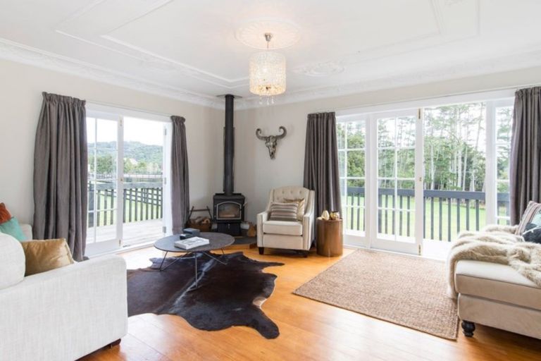 Photo of property in 139 Ararimu Valley Road, Helensville, Waimauku, 0882