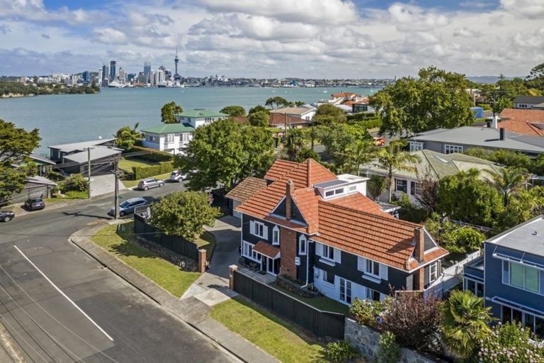 Photo of property in 38a/1 Norwood Road, Bayswater, Auckland, 0622