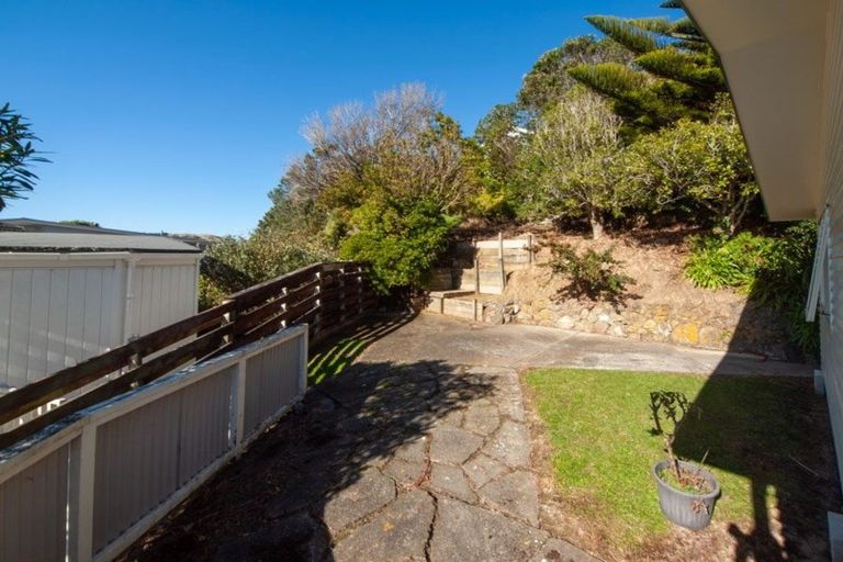 Photo of property in 13 Chisbury Street, Churton Park, Wellington, 6037