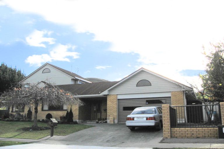 Photo of property in 35 Kent Terrace, Taradale, Napier, 4112