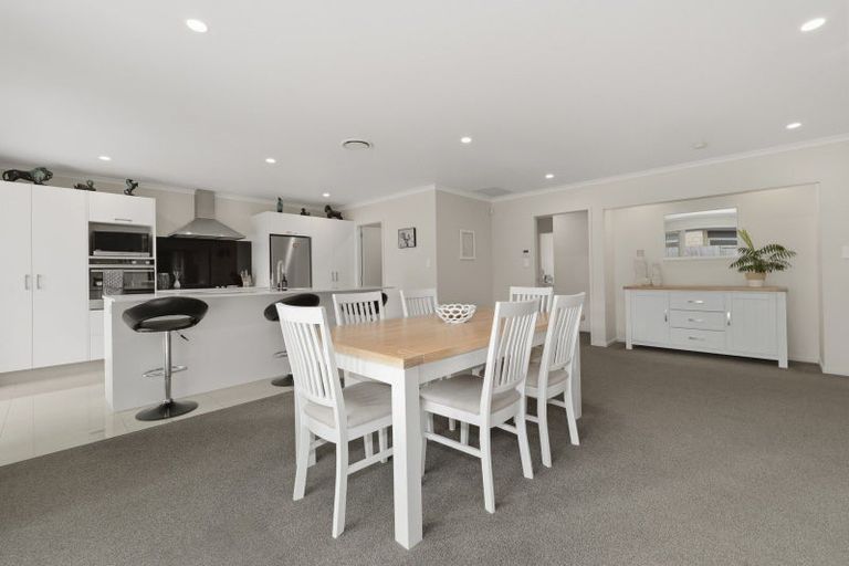 Photo of property in 39 Materawaho Way, Pyes Pa, Tauranga, 3112