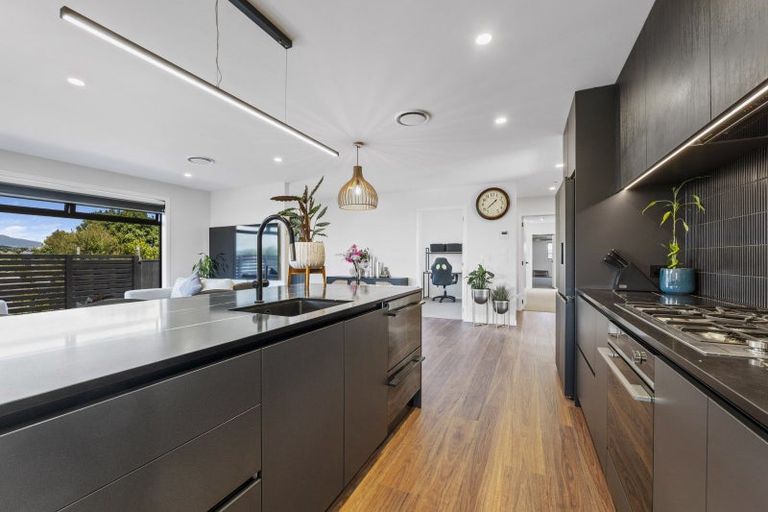 Photo of property in 40 Barrett Road, Whalers Gate, New Plymouth, 4310