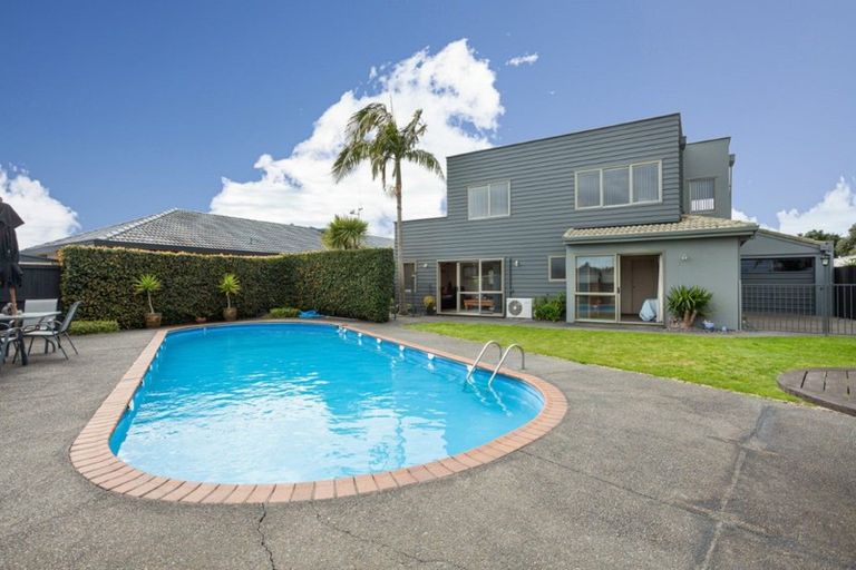 Photo of property in 154 Evans Road, Papamoa Beach, Papamoa, 3118
