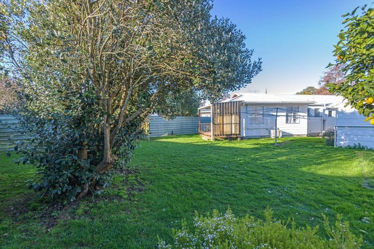 Photo of property in 48 Apollo Parade, Milson, Palmerston North, 4414