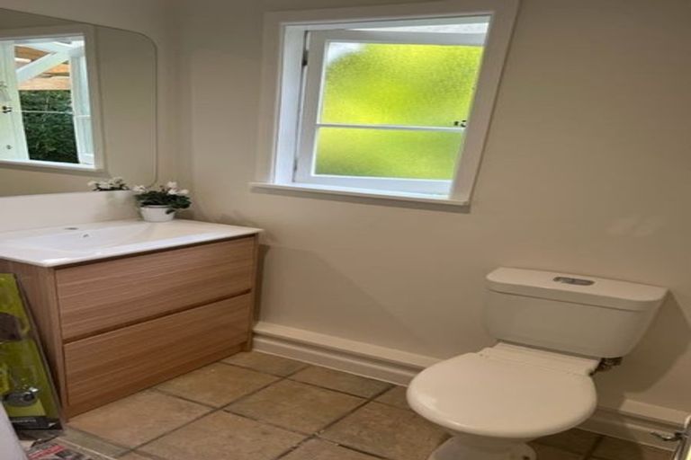 Photo of property in 537 South Titirangi Road, Titirangi, Auckland, 0604