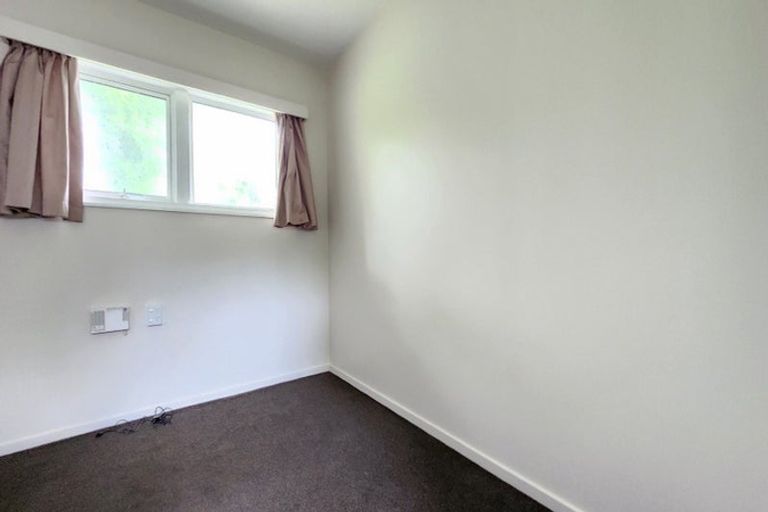 Photo of property in 2/3 Torwood Road, Khandallah, Wellington, 6035