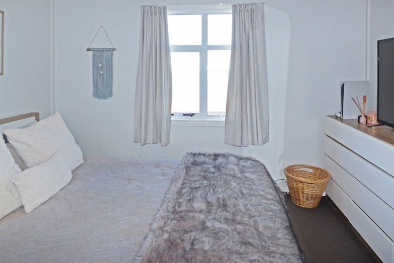 Photo of property in 5 Huia Street, Foxton Beach, Foxton, 4815