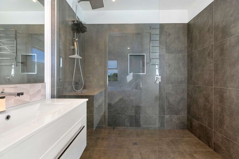 Photo of property in 11 Ellmers Street, Woodend, 7610