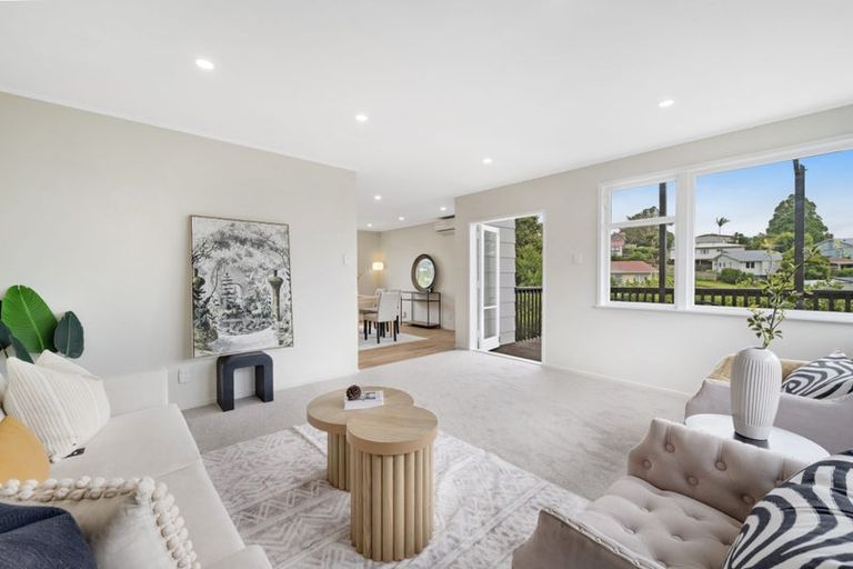 Photo of property in 14 Lysander Crescent, Beach Haven, Auckland, 0626