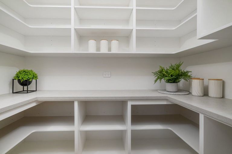 Photo of property in 12 Ngaroma Crescent, Whitianga, 3510