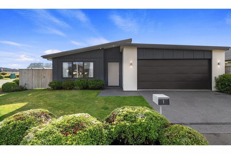 Photo of property in 1 Mary Gebbie Avenue, Prebbleton, 7604