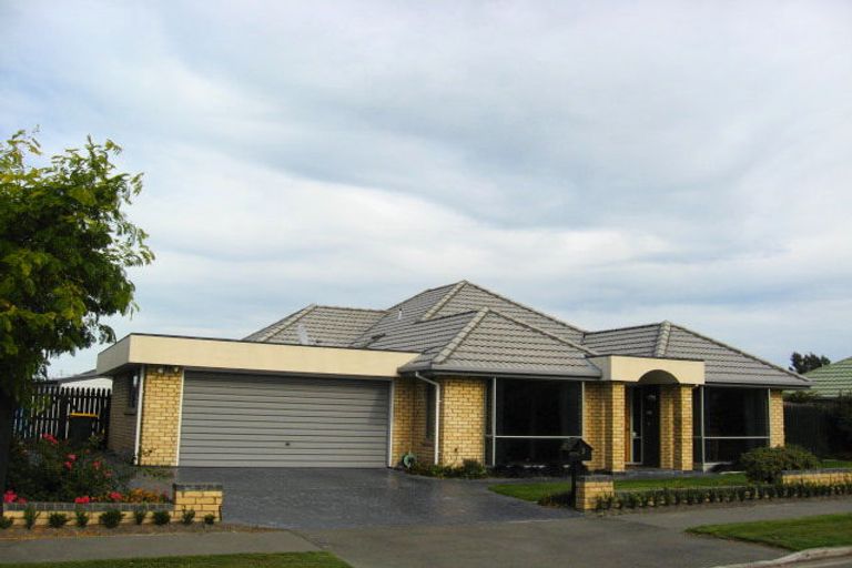 Photo of property in 3 Murfitt Place, Sockburn, Christchurch, 8042