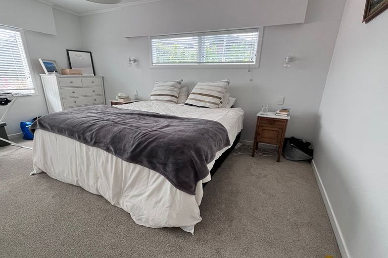 Photo of property in 36 Tio Tio Road, Miramar, Wellington, 6022