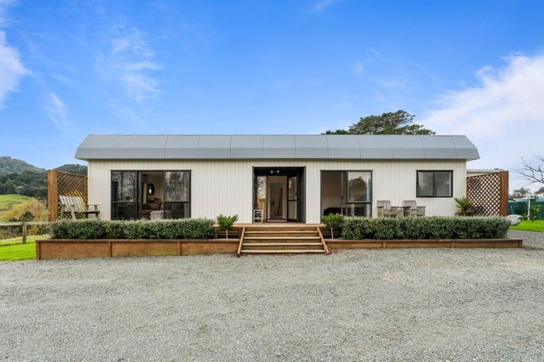 Photo of property in 316 Mountain Road, Maungaturoto, 0587