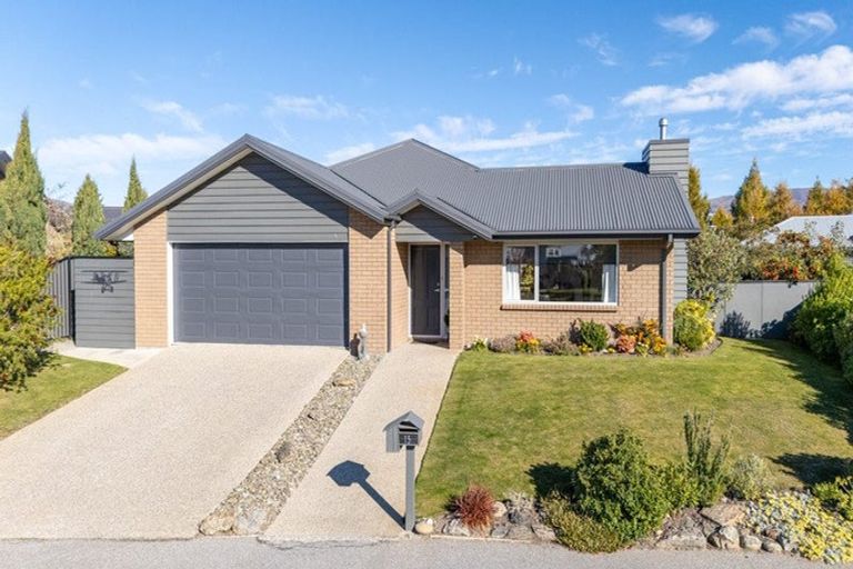 Photo of property in 15 Olds Crescent, Cromwell, 9310