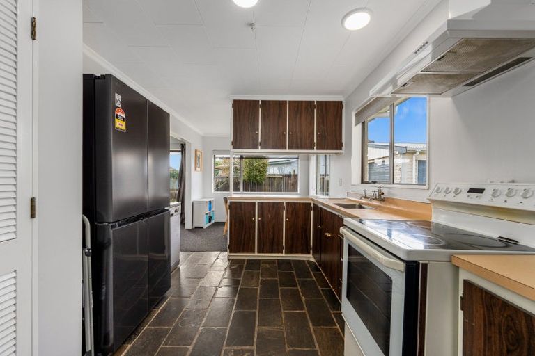 Photo of property in 8 Chelmarsh Place, Highbury, Palmerston North, 4412