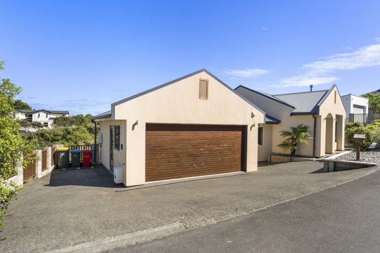 Photo of property in 26 Port Lane, Whitby, Porirua, 5024