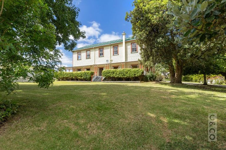 Photo of property in 14 Nelson Street, Helensville, 0800
