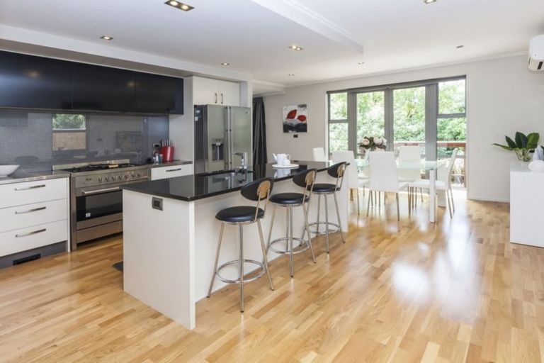 Photo of property in 11 Nightingale Place, Papanui, Christchurch, 8053