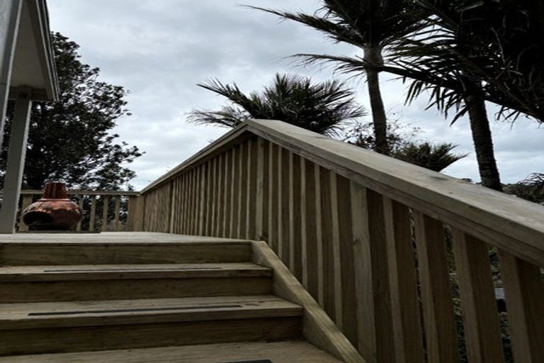Photo of property in 103 Motutara Road, Muriwai, Waimauku, 0881