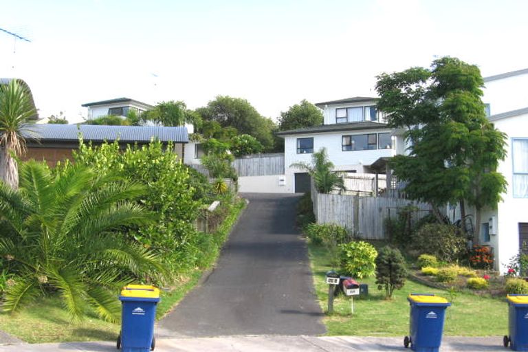 Photo of property in 2/23 Jacanas Place, Unsworth Heights, Auckland, 0632