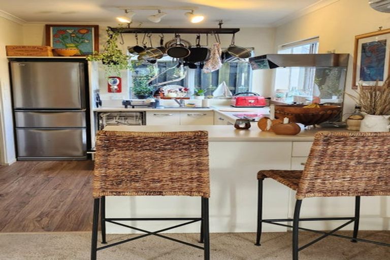 Photo of property in 4/132 Victoria Road, Devonport, Auckland, 0624